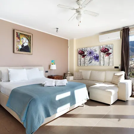 Rossella By Paramount Holidays 4* 아데제